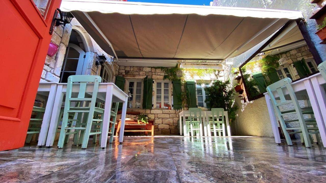 Oberj D'Azur ألاتشاتي المظهر الخارجي الصورة